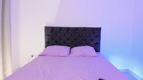 khloe_cute_ online show from January 10, 10:47 pm