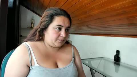 khloe_tommson_ online show from November 3, 12:31 pm