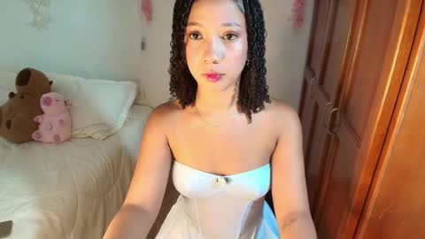 khoe 777 online show from April 30, 8:47 pm