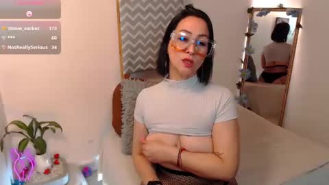 Kiara Bermont online show from October 28, 6:03 pm