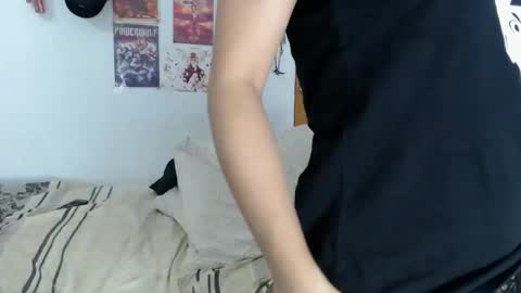 kiaralenon online show from November 9, 12:38 am