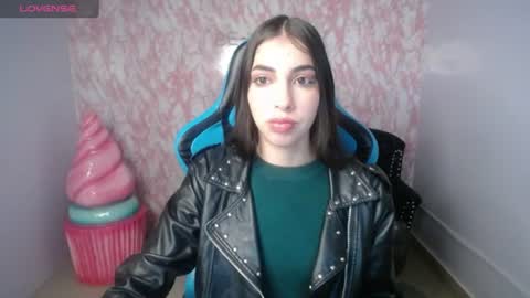 kiara online show from July 25, 7:54 pm