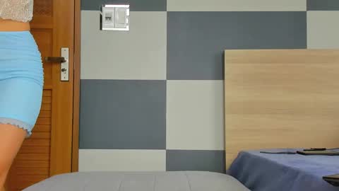 KIERA 31 online show from November 3, 7:34 am