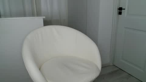 Ada online show from November 10, 6:19 am