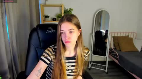 Kiki online show from April 19, 1:16 am