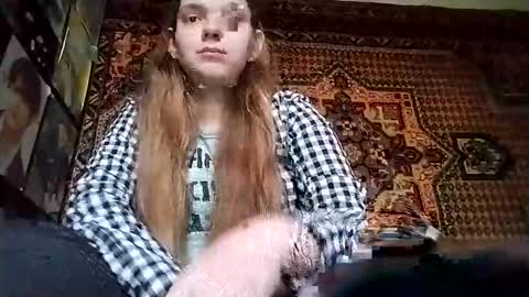 kikibang_ online show from February 3, 8:19 am