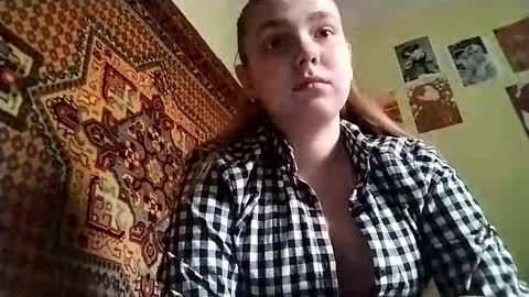 kikibang_ online show from February 13, 8:49 am