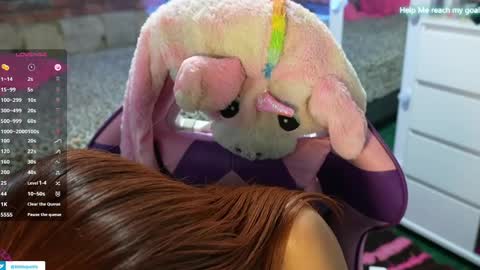 kiki online show from March 31, 10:32 pm