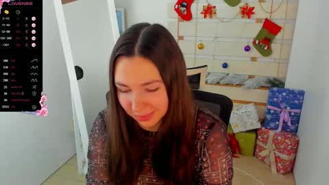 Kim online show from December 18, 2:33 pm