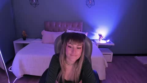 Kim Jeins666 online show from April 13, 12:39 pm