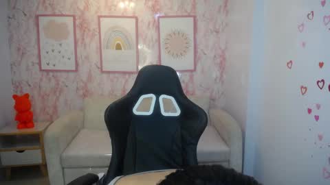 kimberly online show from December 3, 11:01 am