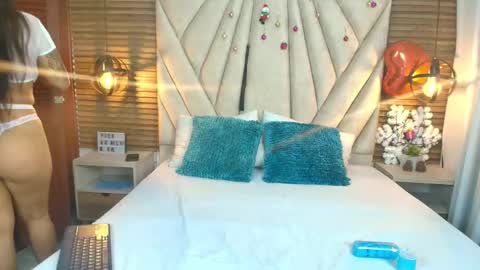 kimberlyfox_t online show from January 6, 7:39 pm