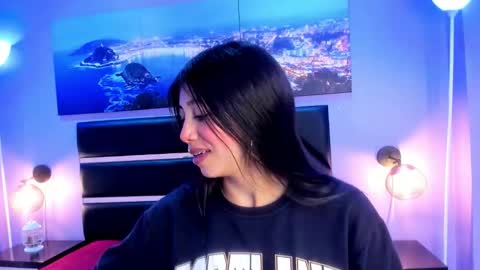 Kimberly Villalobos online show from February 11, 11:44 am