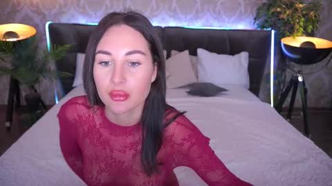 Kim online show from February 9, 1:46 pm