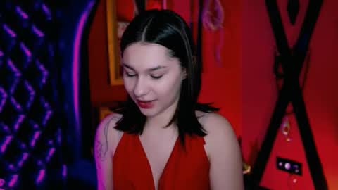 Kim online show from October 31, 2:43 pm