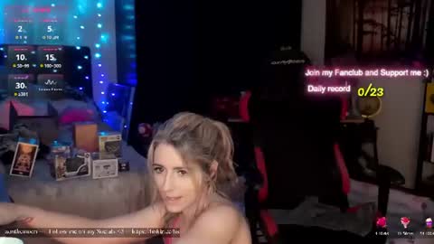 Wolfs Girl online show from July 21, 8:09 pm