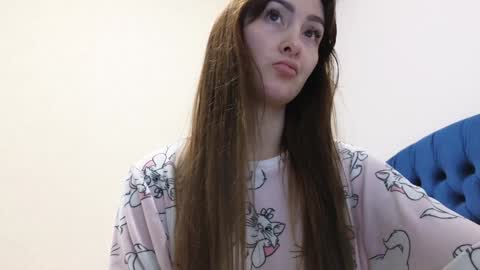 Kimmie online show from November 8, 8:25 pm