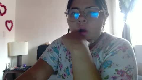 Kimmy online show from September 14, 4:49 pm