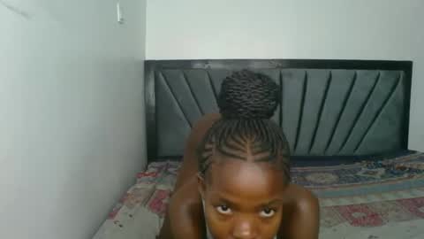 kinky_aria online show from November 25, 8:16 am