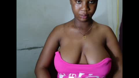 kinkyjuicexx online show from April 18, 8:39 am