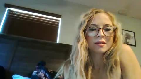 kinkykatie2 online show from January 17, 3:53 pm