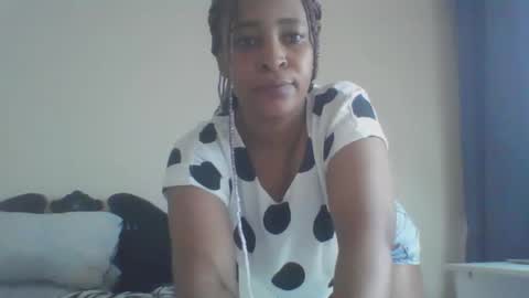 Snapshot of kinkylyla chatting on December 23, 10:42 am Kinky online show from December 23, 10:42 am