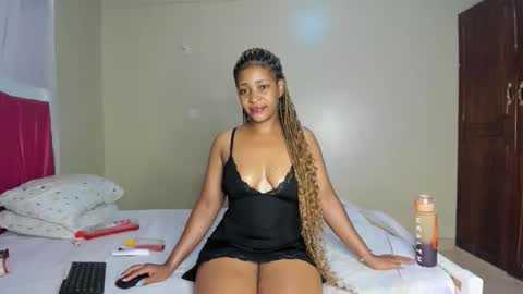 Kinky online show from January 8, 8:07 am