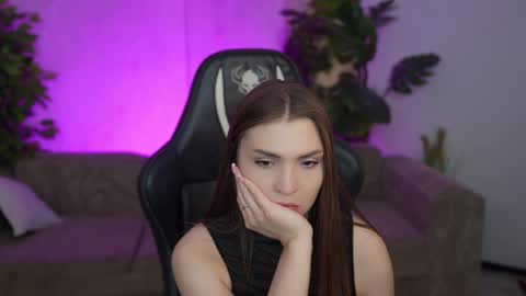 Sweet girls online show from October 4, 10:10 am