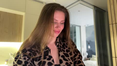 Kira online show from April 8, 7:38 pm