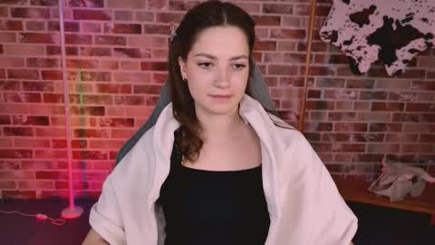 kiravair online show from March 4, 3:29 pm