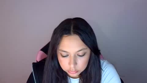 kiss_ameliaa online show from November 6, 2:01 pm