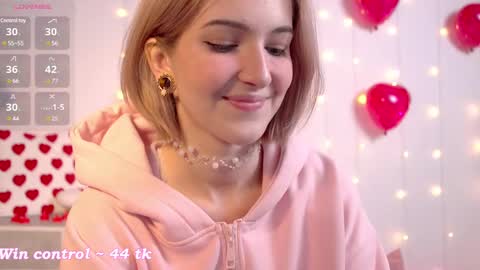 Snapshot of kisskiss_muah chatting on February 18, 2:16 pm Kate  online show from February 18, 2:16 pm