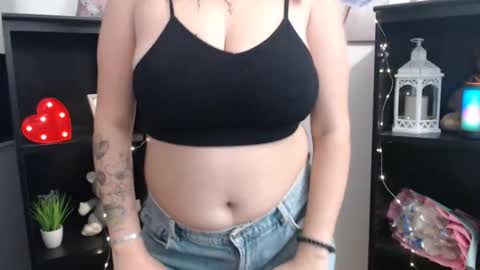 kissleoxx online show from October 14, 2:41 pm