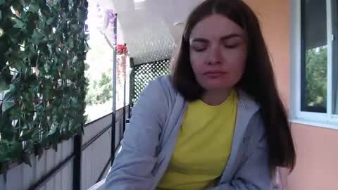 Im Amaia   Everyone Merry Christmas  online show from July 28, 12:45 pm