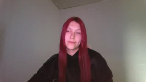 kiti_kitiss online show from April 17, 9:22 am