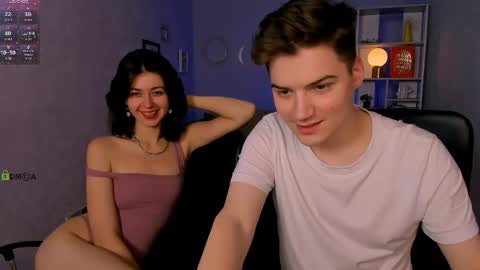 kitniss online show from November 14, 4:01 am