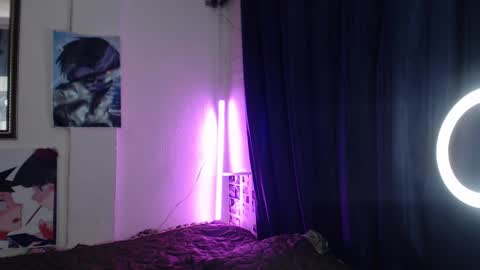 Ari Keimiwrights  online show from January 16, 5:00 am