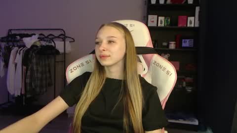kitsuneyX online show from July 18, 12:36 am