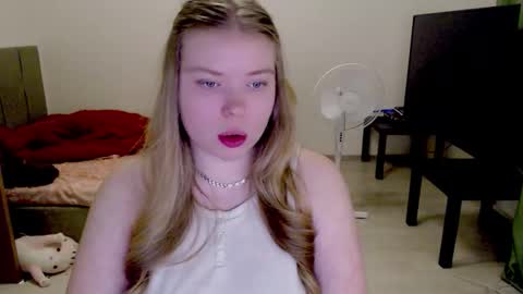 Jennyblonde and Emmabrunette online show from January 8, 3:16 pm