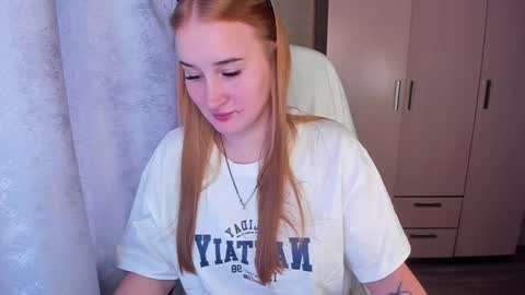 Snapshot of kitten_sun chatting on January 20, 9:24 am kitten_sun online show from January 20, 9:24 am