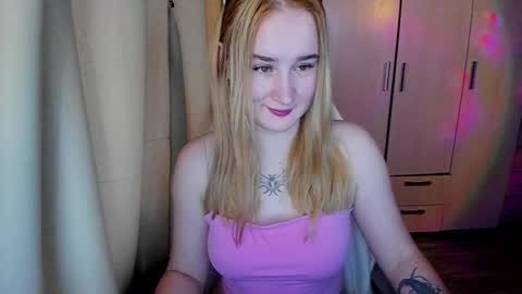 kitten_sun online show from May 31, 4:40 am