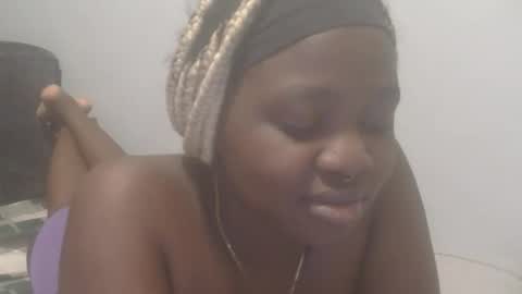 Kitty Aura online show from April 16, 8:08 pm