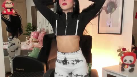 Snapshot of kitty_eliffe chatting on September 10, 9:37 pm kitty online show from September 10, 9:37 pm