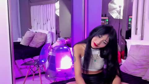 Snapshot of kitty_eliffe chatting on March 11, 10:42 pm kitty online show from March 11, 10:42 pm