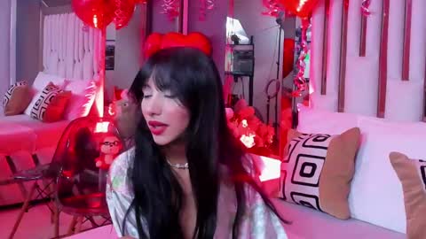 Snapshot of kitty_eliffe chatting on February 14, 8:05 pm kitty online show from February 14, 8:05 pm