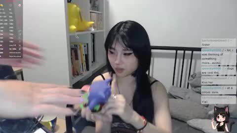 Kitty online show from January 6, 1:31 am