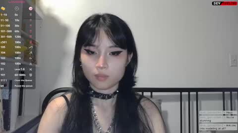 Snapshot of kitty_krush chatting on October 5, 2:38 am Kitty online show from October 5, 2:38 am