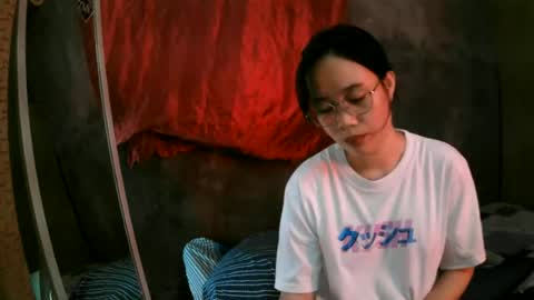 kitty_pussy0416 online show from July 5, 4:19 am