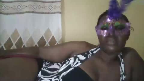 kitty_super online show from December 2, 7:05 pm