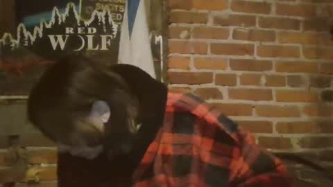 Snapshot of kitty_vonkush_ chatting on January 5, 4:14 am GoddessKittyFinDom online show from January 5, 4:14 am